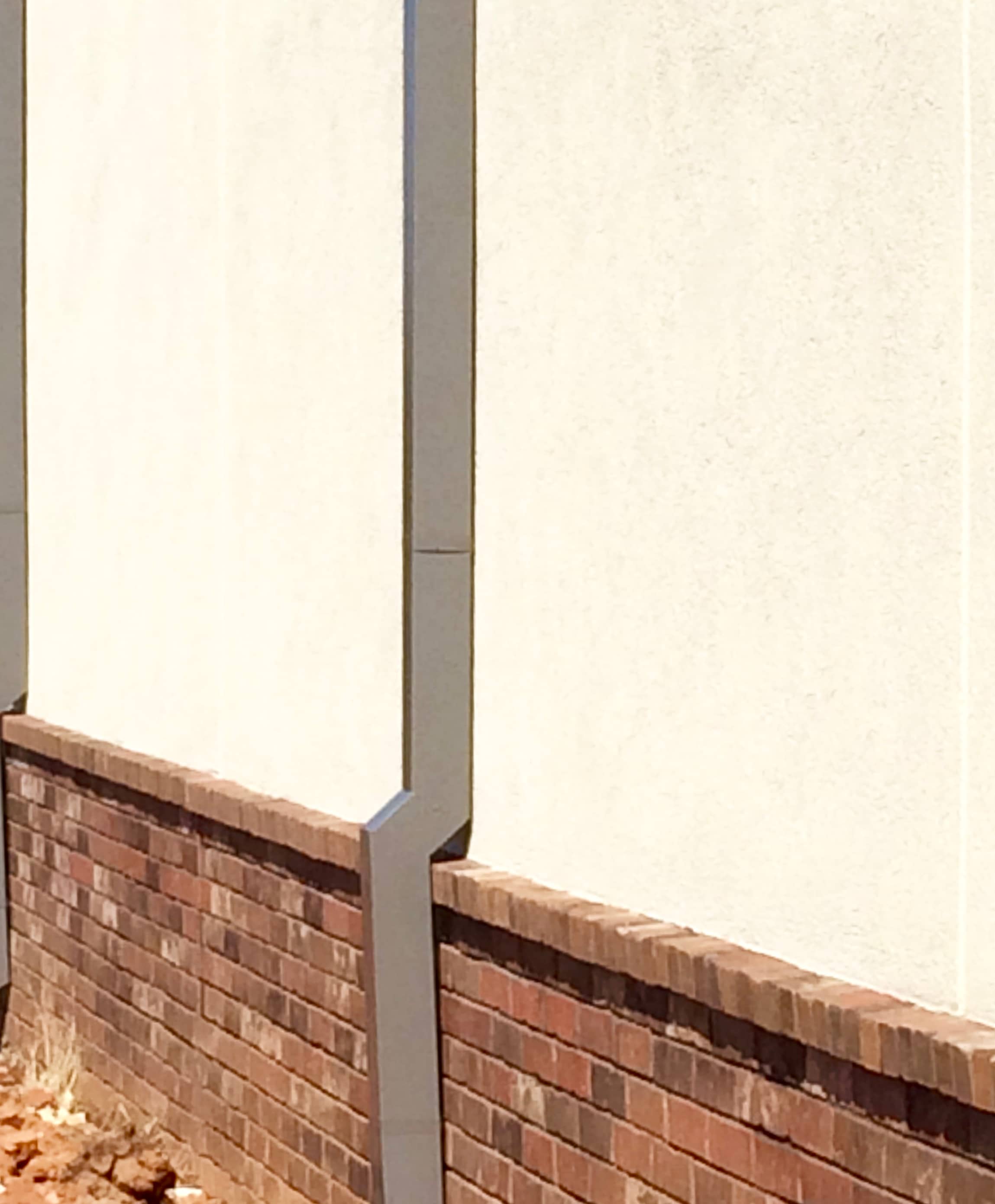Commercial gutter