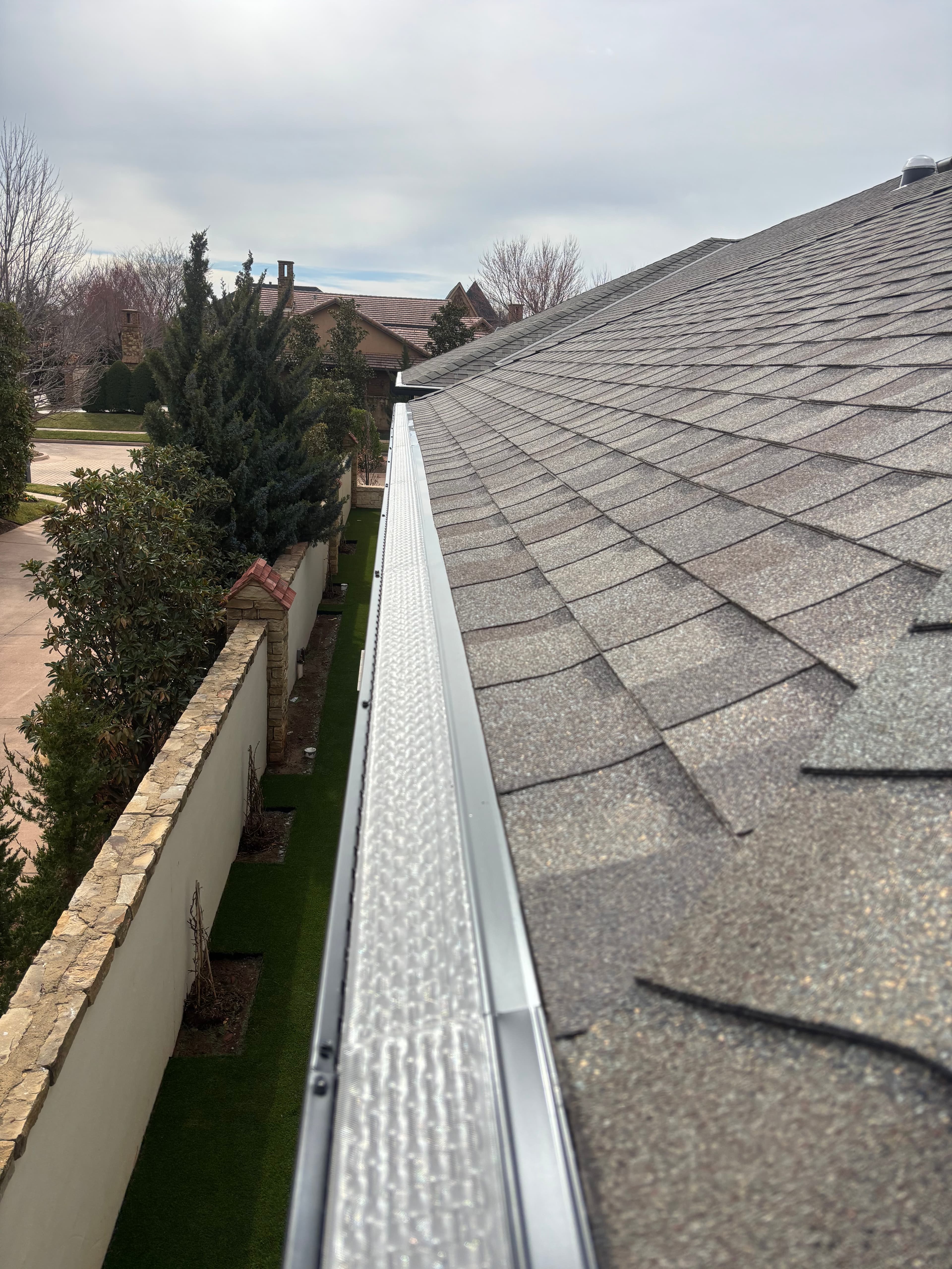 Gutter cleaning, OKC metro